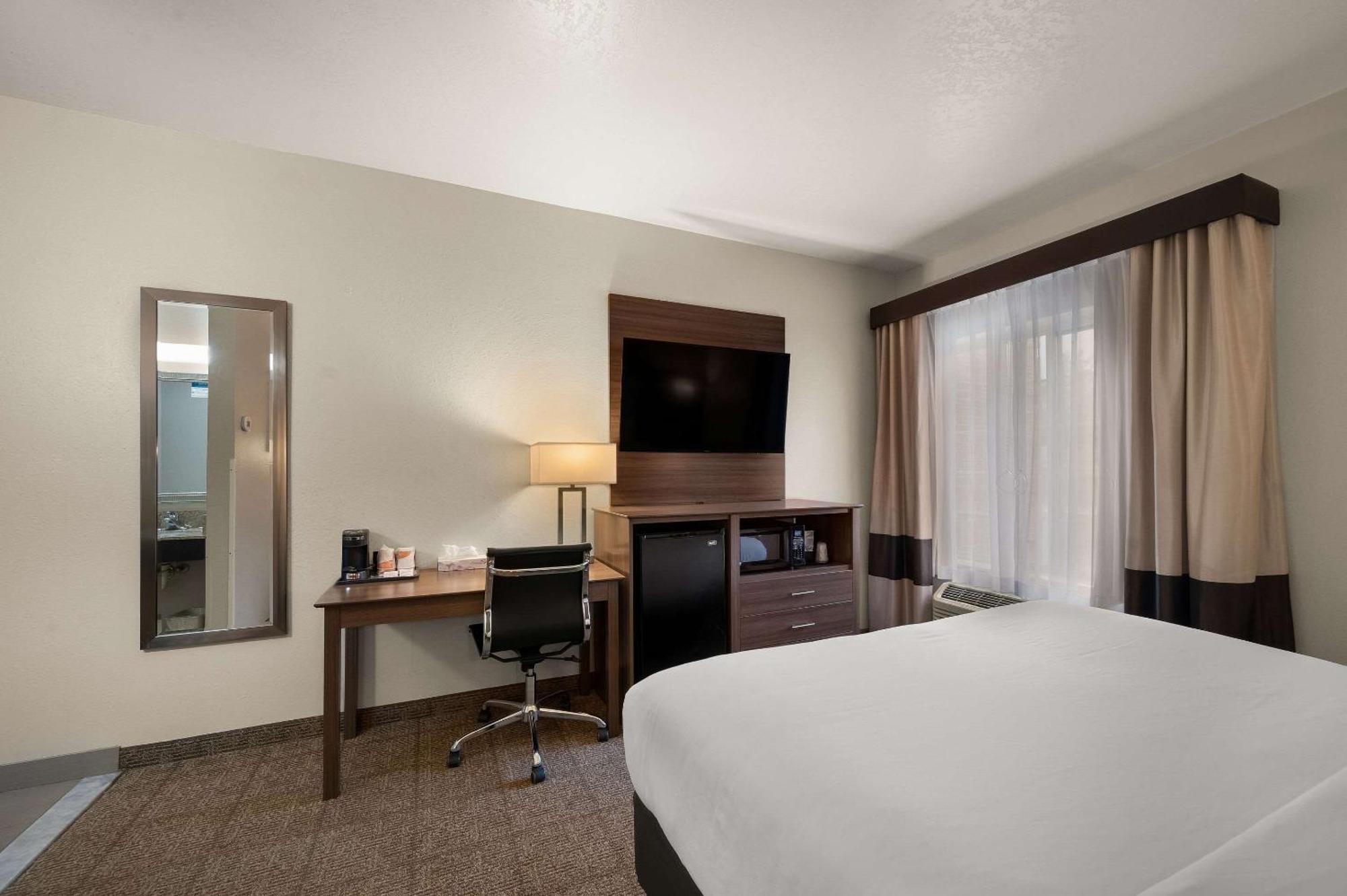 Comfort Inn & Suites Fenton Luaran gambar