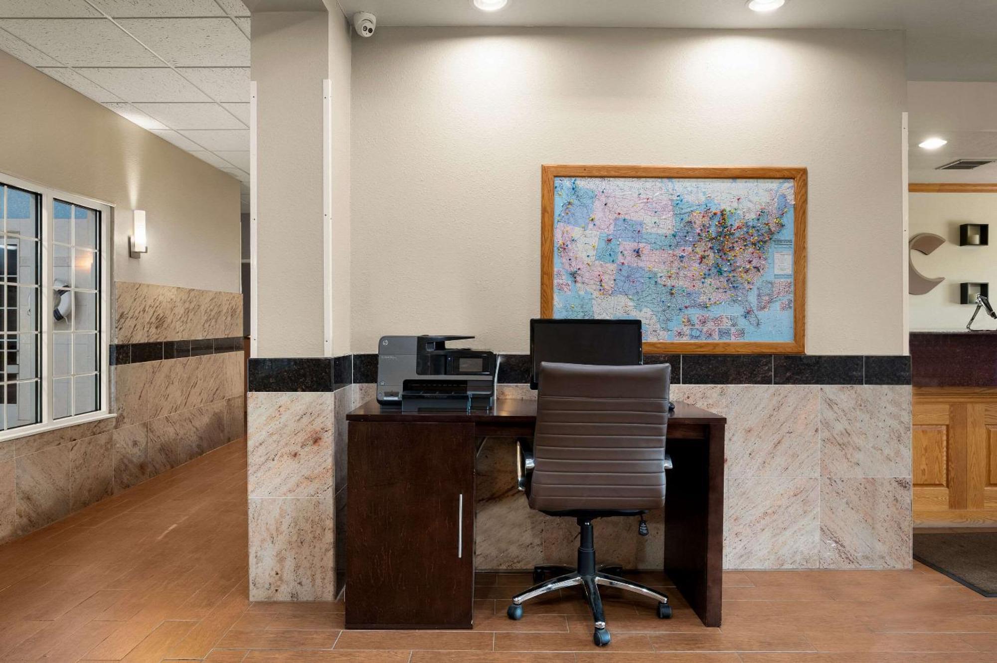 Comfort Inn & Suites Fenton Luaran gambar